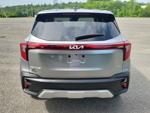Used 2026 Kia Seltos LX AWD/4WD image 6