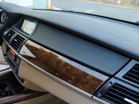 Used 2013 BMW X5 xDrive35i w/ Convenience Pkg image 36