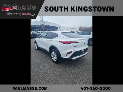 Used 2024 Buick Envista Preferred w/ Convenience I Package FWD image 4