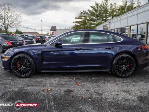 Used 2017 Porsche Panamera 4S image 4
