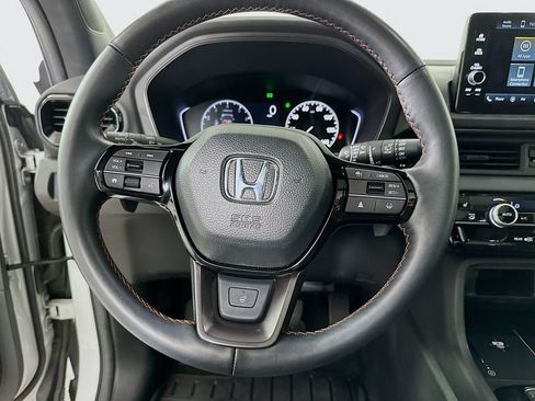 Certified 2025 Honda Pilot TrailSport image 18