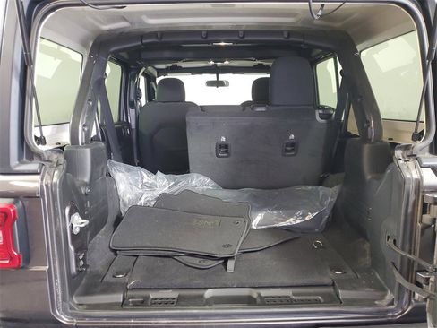 Used 2021 Jeep Wrangler Unlimited Sport image 25