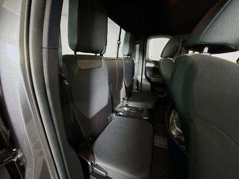 Certified 2022 Toyota Tacoma TRD Off-Road w/ TRD Premium Off Road Package image 25