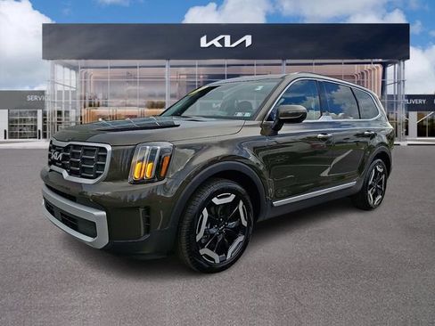 Used 2024 Kia Telluride S w/ S Sunroof Package AWD/4WD image 3