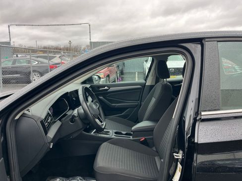 Used 2025 Volkswagen Jetta S image 25