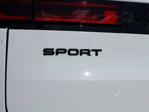 Used 2025 Land Rover Range Rover Sport Dynamic SE AWD/4WD image 34