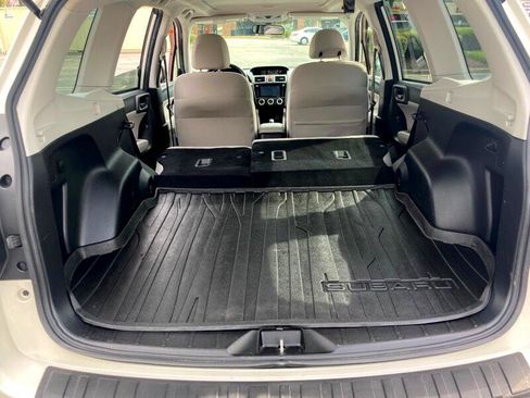 Used 2018 Subaru Forester 2.5i Premium w/ All-Weather Package image 13