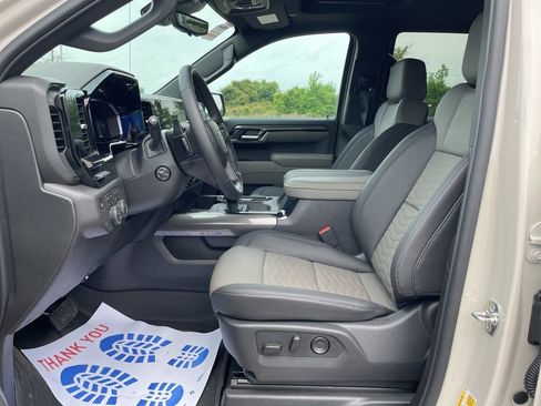 New 2026 Chevrolet Silverado 1500 ZR2 w/ LPO, Dark Essentials Package AWD/4WD image 13
