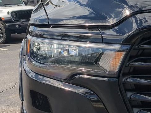 New 2026 RAM 1500 Laramie w/ Night Edition AWD/4WD image 10