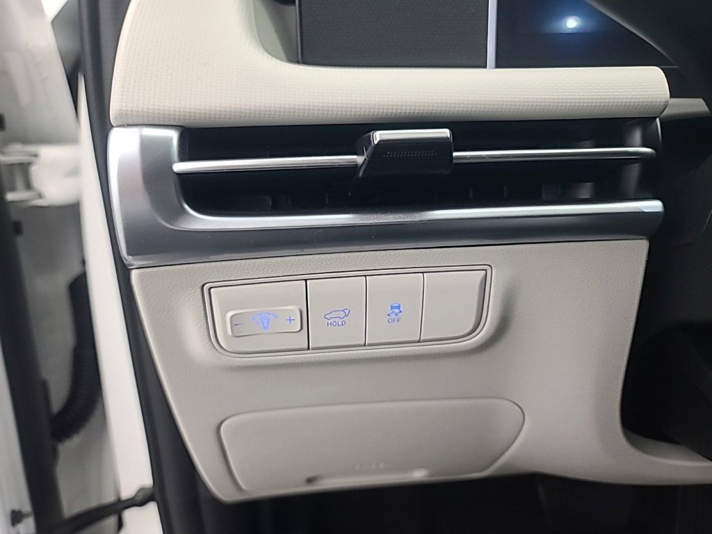 Used 2026 Hyundai Tucson SEL Plus FWD image 27
