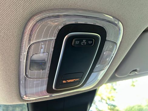 Used 2025 Hyundai Elantra SE FWD image 26