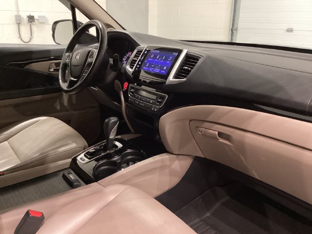 Used 2019 Honda Ridgeline RTL-E image 16