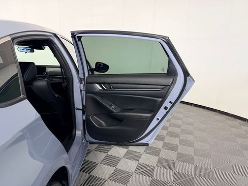 Used 2022 Honda Accord Sport image 26
