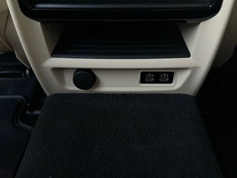 Used 2021 BMW 540i xDrive w/ M Sport Package image 22