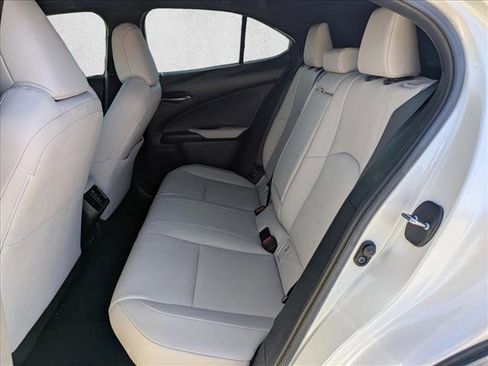 Used 2020 Lexus UX 250h w/ Accessory Package image 17