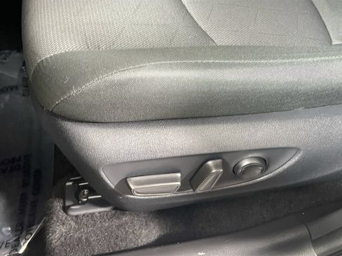 Certified 2025 Toyota RAV4 XLE AWD/4WD image 17