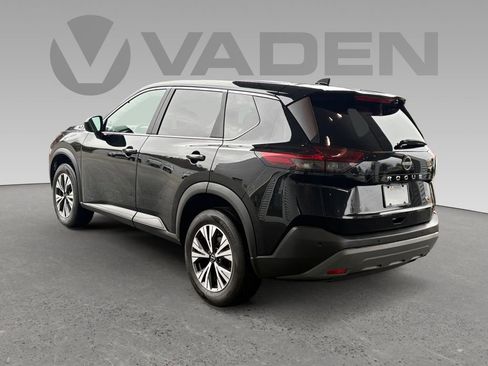 Used 2023 Nissan Rogue SV image 23