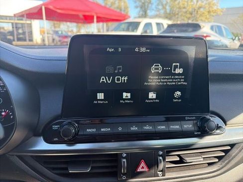 Used 2019 Kia Forte S w/ S Premium Package FWD image 15
