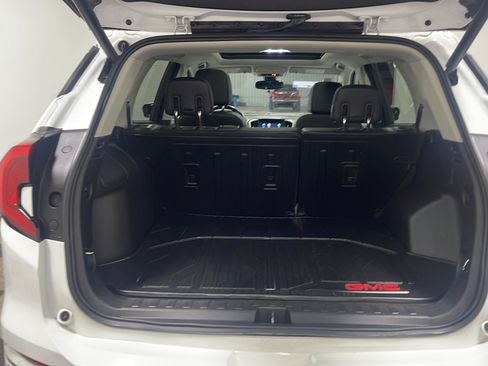 Used 2018 GMC Terrain Denali w/ Comfort Package FWD image 17