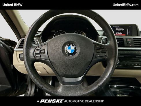 Used 2016 BMW 320i Sedan image 6