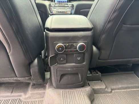 Used 2023 Ford Explorer Limited w/ Limited Technology Package image 20