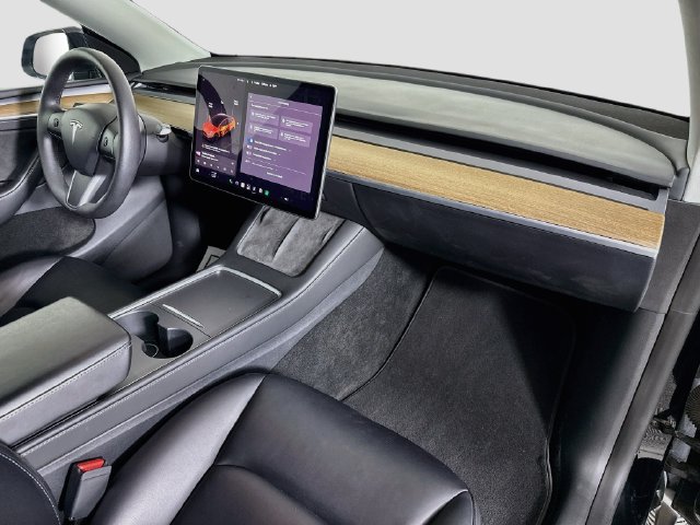 Used 2023 Tesla Model Y Performance AWD/4WD image 27