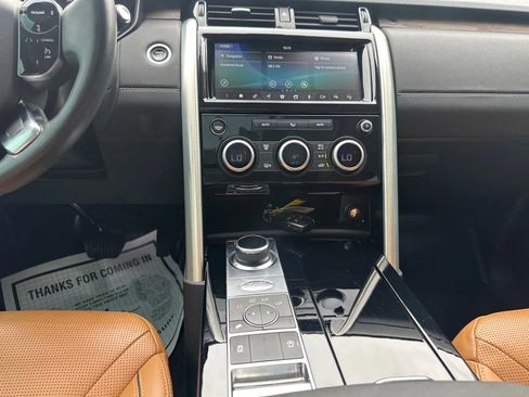 Used 2020 Land Rover Discovery HSE AWD/4WD image 26