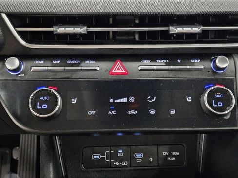 Used 2025 Hyundai Sonata SEL FWD image 19