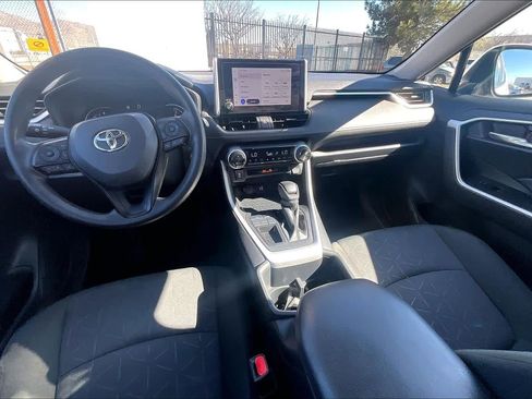 Used 2024 Toyota RAV4 XLE image 15