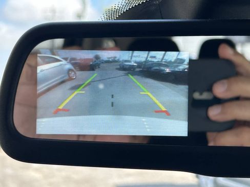 Used 2018 Dodge Journey SE w/ Connectivity Group FWD image 11