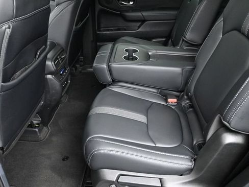 Used 2025 Honda Pilot EX-L image 29
