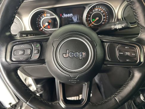 Used 2020 Jeep Gladiator Sport w/ Quick Order Package 24S image 14