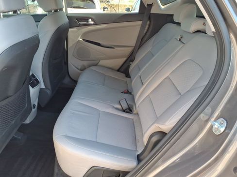 Used 2020 Hyundai Tucson SEL FWD image 15