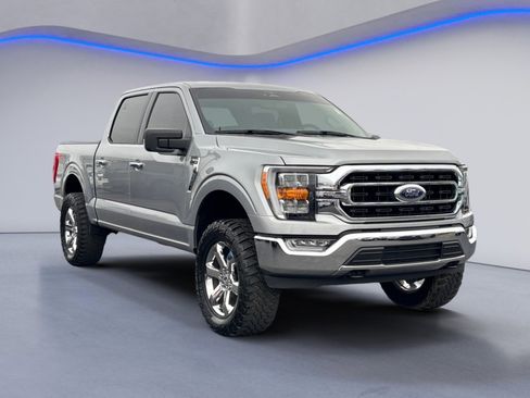 Used 2023 Ford F150 XLT w/ Equipment Group 302A High image 8