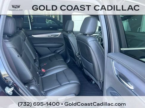 Certified 2024 Cadillac XT6 Luxury AWD/4WD image 8