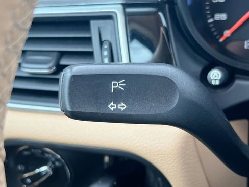 Used 2015 Porsche Macan S AWD/4WD image 26