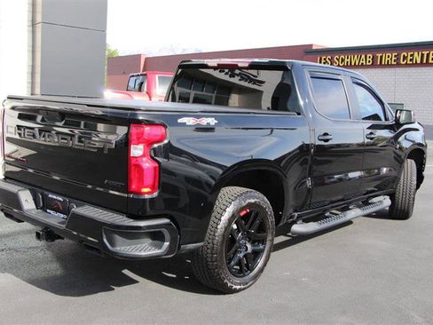 Used 2021 Chevrolet Silverado 1500 RST w/ Redline Edition AWD/4WD image 8