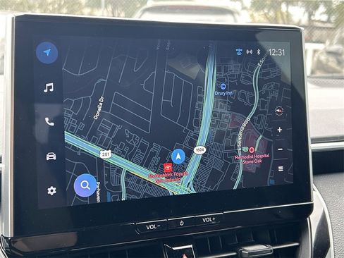 Used 2025 Toyota Corolla SE image 30