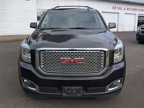 Used 2016 GMC Yukon XL Denali w/ Open Road Package AWD/4WD image 8