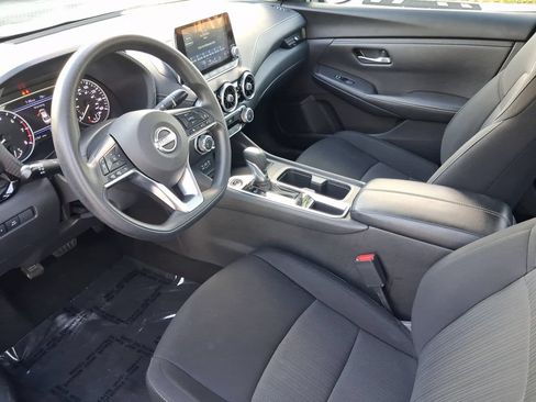 Used 2024 Nissan Sentra SV FWD image 16