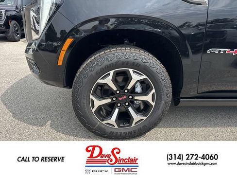 New 2026 GMC Yukon XL AT4 w/ AT4 Premium Package AWD/4WD image 10
