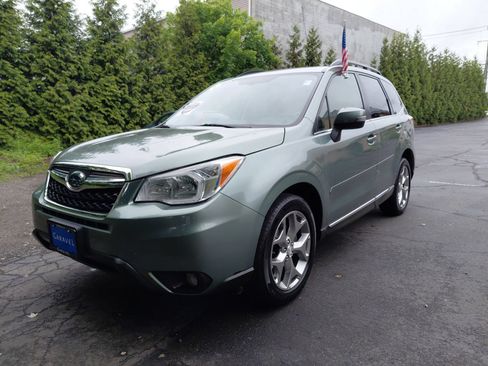 Used 2015 Subaru Forester 2.5i Touring AWD/4WD image 32