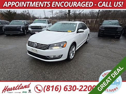 Used 2014 Volkswagen Passat TDI SE FWD image 1