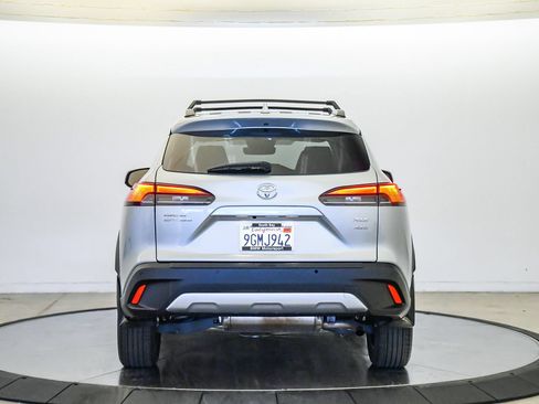 Used 2023 Toyota Corolla Cross XLE w/ Convenience Package AWD/4WD image 3