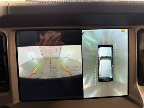 New 2025 Ford Bronco Outer Banks image 21