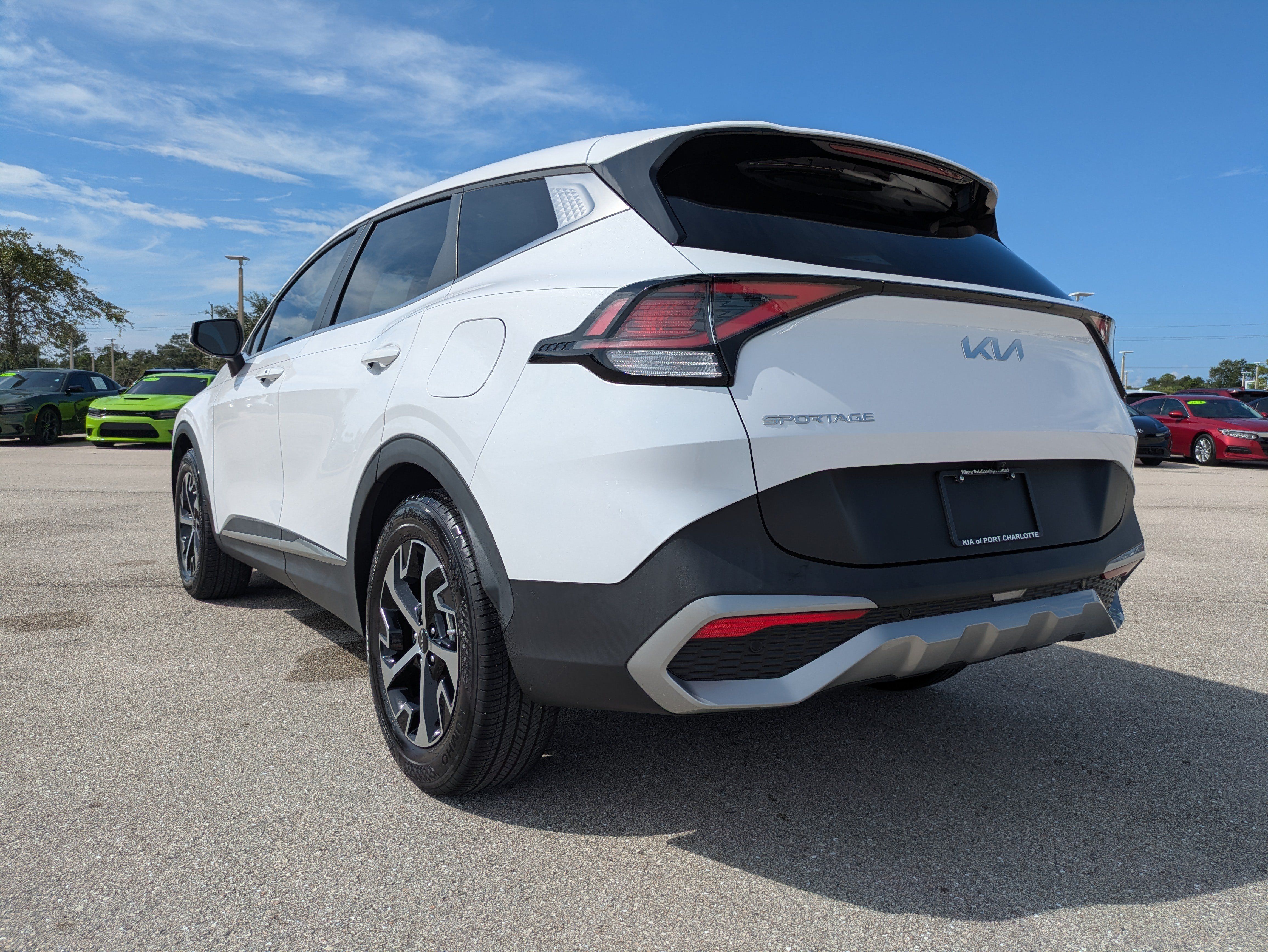 Used 2023 Kia Sportage EX FWD image 6