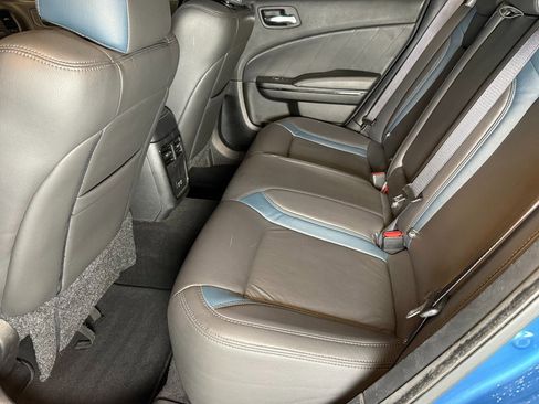 Used 2022 Dodge Charger SXT w/ Blacktop Package image 21