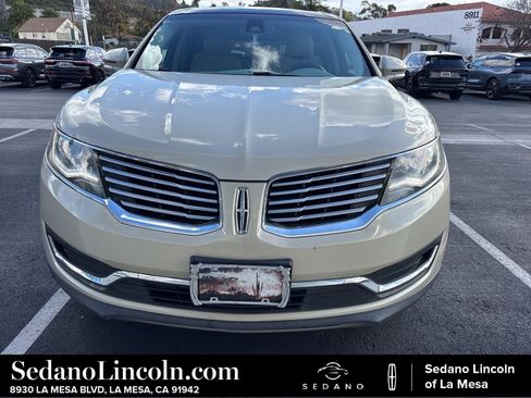 Used 2016 Lincoln MKX Reserve w/ Climate Package image 1