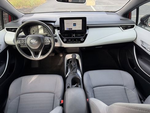 Certified 2025 Toyota Corolla SE image 31