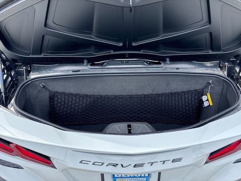 Used 2025 Chevrolet Corvette Stingray Premium Conv w/ Z51 Performance Package RWD image 23